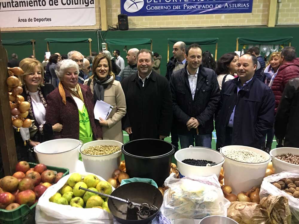 ONCE COSECHEROS PUSIERON CASI MIL KILOS DE FABES A LA VENTA EN COLUNGA (ASTURIAS).