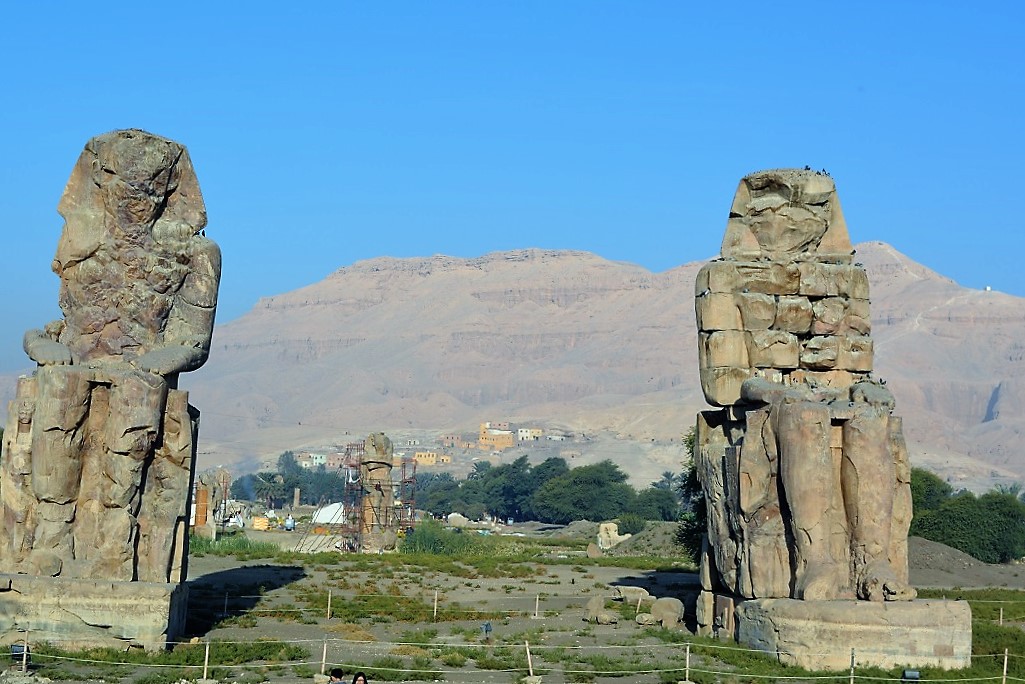 CRÓNICA VIAJERA POR EL NILO EGIPCIO… POR EL VALLE DE LOS REYES: