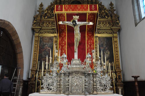 LA IMAGEN DEL CRISTO LAGUNERO RETORNA A SU SANTUARIO TRAS FINALIZAR LA REHABILITACIÓN