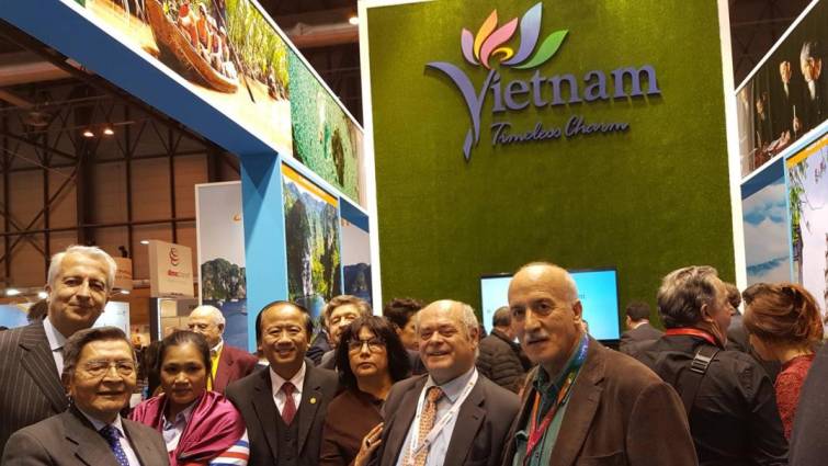 VIETNAM DESPLIEGA SUS MARAVILLAS EN FITUR