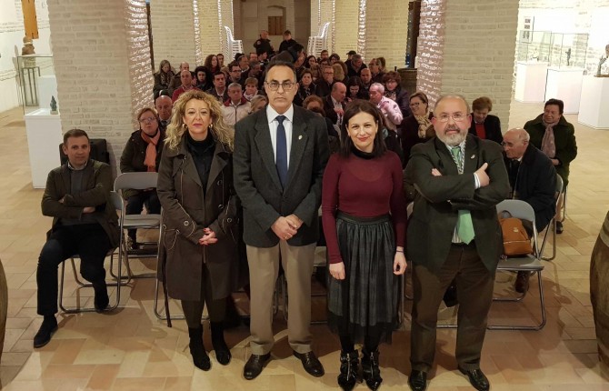 UN PASEO POR TRES SIGLOS DE TRADICIÓN EN LOPERA (JAÉN)