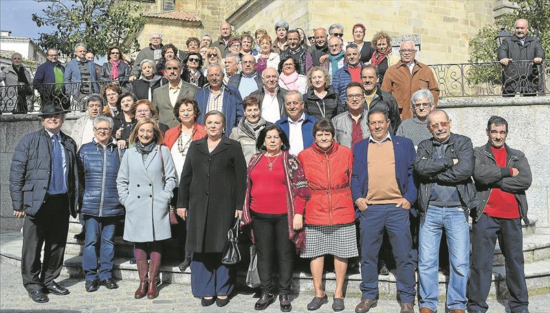 UN EVENTO REÚNE EN BROZAS (CÁCERES) A 50 PERSONAS EN EL 65 ANIVERSARIO DE SU NACIMIENTO