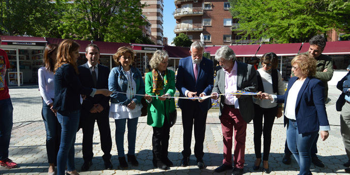 LOS JARDINES DEL PRADO DE TALAVERA (TOLEDO) ACOGEN  LA 31ª EDICIÓN DE LA FERIA DEL LIBRO