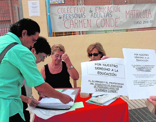 EL COLECTIVO CARMEN CONDE