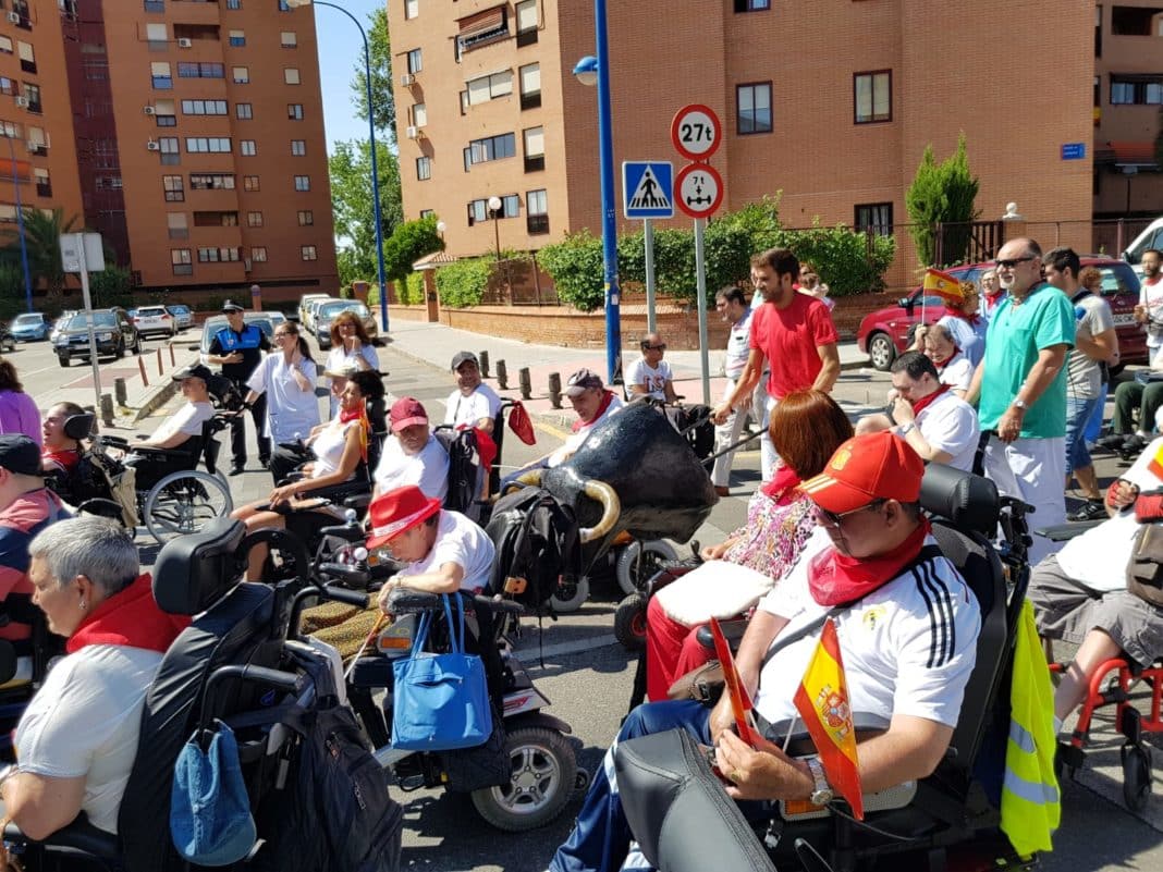 LEGANÉS (MADRID) / DECENAS DE PERSONAS PARTICIPAN EN EL ENCIERRO DE SAN FERMÍN DEL CAMF