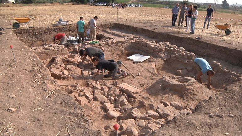 LA TERRA SIGILLATA HISPÁNICA Y LA RELIGIOSIDAD POPULAR EN ANDALUCÍA A DEBATE EN LOS I ENCUENTROS DE INVESTIGADORES (JAÉN)