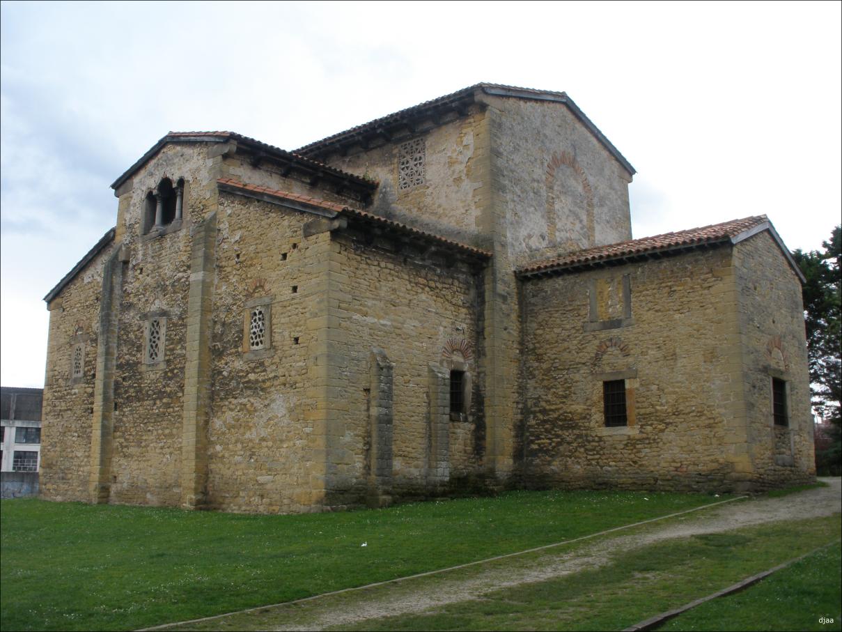 SANTRULLANO Y SANTIANES (ASTURIAS)