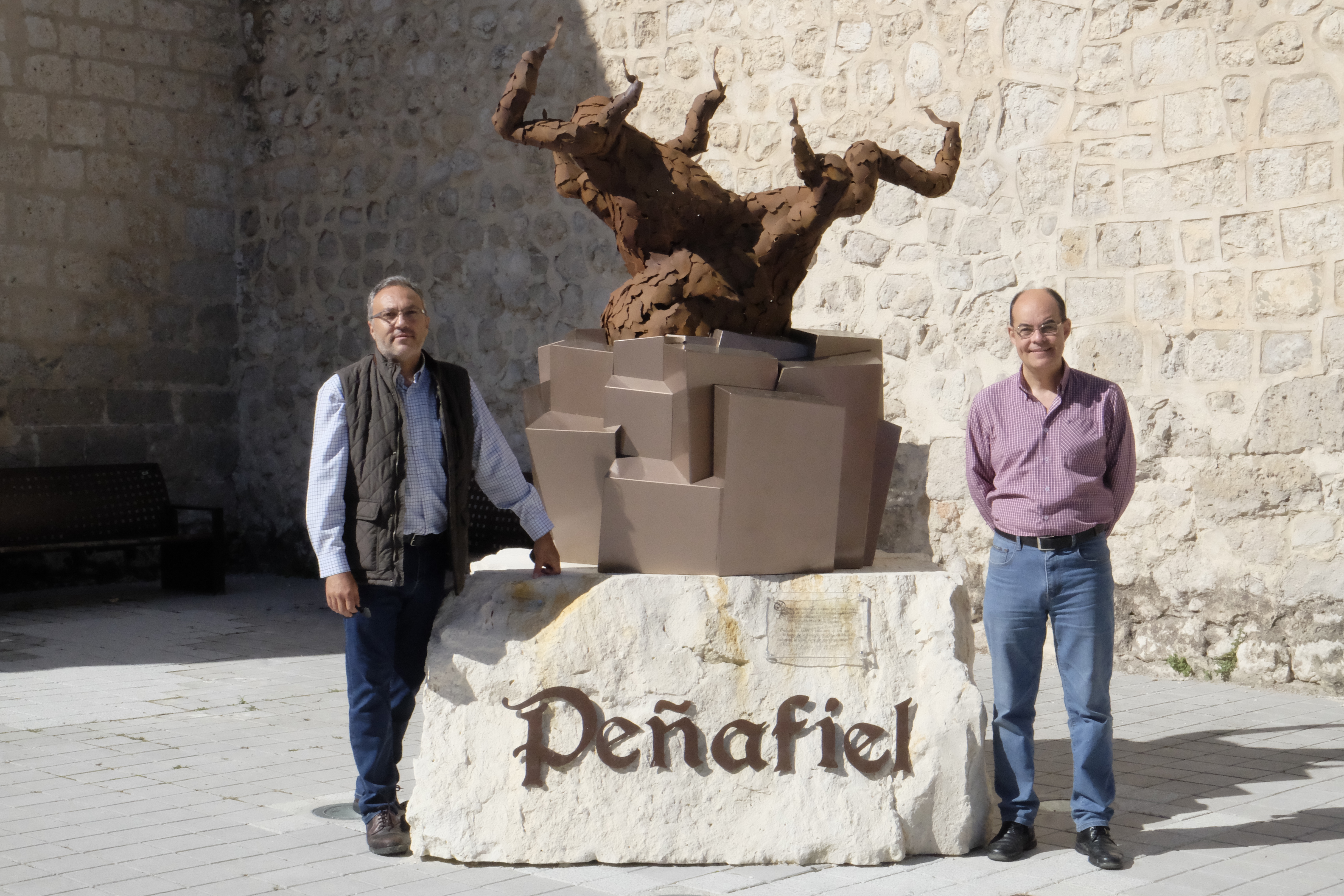 PRESENTACIÓN DEL LIBRO: ‘EL CONVENTO DE SAN FRANCISCO DE PEÑAFIEL. LA TRADICIÓN SECULAR DEL VINO’