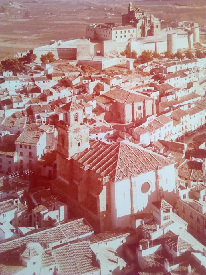 COMIENZO EN EL SIGLO XVI DEL CULTO EN LA IGLESIA MAYOR DEL SALVADOR DE CARAVACA (MURCIA)