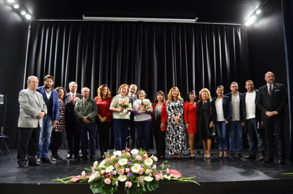 GÜÍMAR (CANARIAS) DISTINGUE A LA TAXISTA AGUSTINA RODRÍGUEZ Y A LA ECOLOGISTA MÓNICA DÍAZ