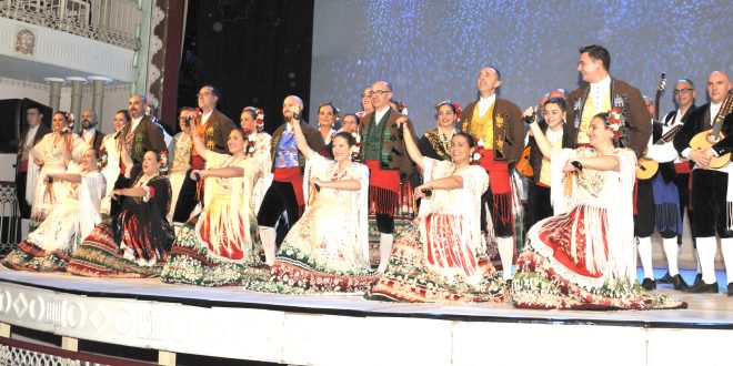 ACTUACIÓN “MUY ESPECIAL” DE COROS Y DANZAS POR LA MEDALLA DE ORO • ESTE SÁBADO AL MEDIODÍA TENDRÁ LUGAR EL ACTO DE ENTREGA EN EL TEATRO CONCHA SEGURA