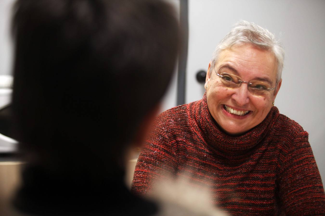 «CAMINOS Y CAMINANTES POR CASTROPOL», CHARLA DE MARÍA JOSEFA SANZ, CRONISTA OFICIAL DE AVILÉS