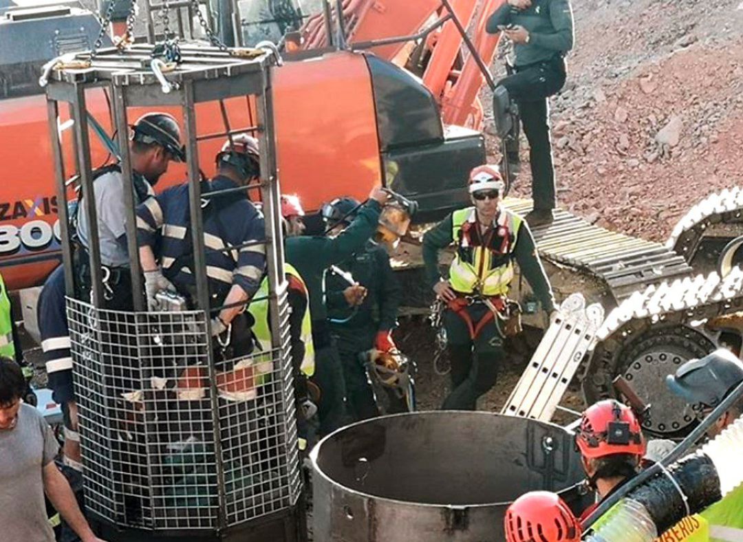 LOS PROFESIONALES DEL RESCATE DE TOTALÁN RECOGERÁN UNA «AMURAVELA DE ORO» «ES UN HONOR QUE ACUDAN TODOS», DICE LA ORGANIZACIÓN DEL PREMIO