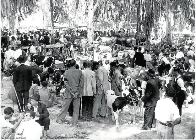 TAL SEMANA COMO ESTA, DESDE 1266, SE CELEBRABA EN LA CIUDAD LA HISTÓRICA FERIA DE SAN MIGUEL: «QUE SUBAN EL PRECIO DE LA CARNE PARA PAGAR LOS FESTEJOS»