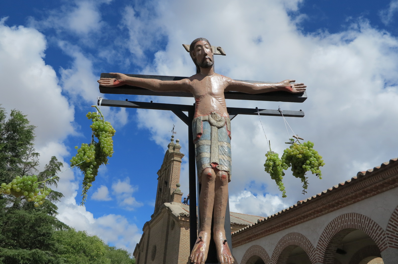 EL CRISTO DE LOS PINARES