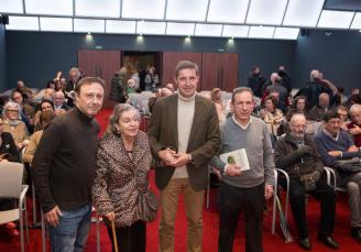 CARMEN RUIZ-TILVE, CRONISTA OFICIAL DE OVIEDO: «ESTA CIUDAD MERECE TENER ESCRIBIDORES QUE MIREN POR ELLA»