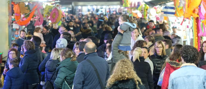 ELDA (ALICANTE) SE VUELCA CON LA FERIA DE LA PURÍSIMA EN SU 553 ANIVERSARIO • ES LA MANIFESTACIÓN LÚDICA Y ECONÓMICA MÁS ANTIGUA DE LA CIUDAD Y ESTE AÑO REÚNE 60 PUESTOS Y 40 ATRACCIONES