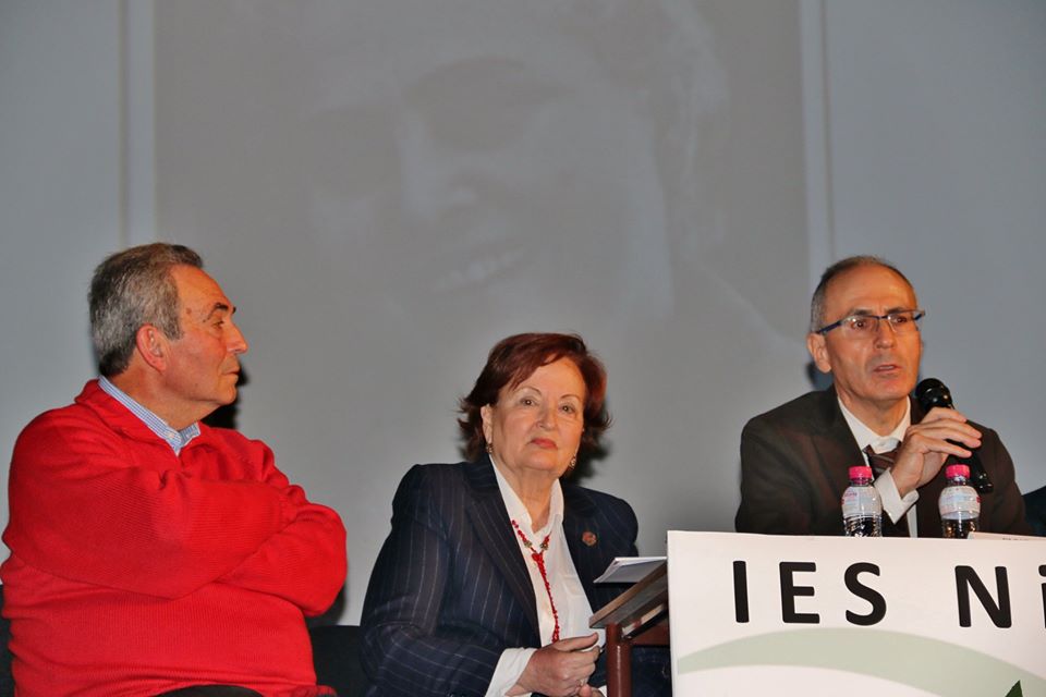 CONMEMORACIÒN DEL 25 ANIVERSARIO DEL I.E.S • “NIEVES LÓPEZ PASTOR”, HOMENAJE A LA PROFESORA, HISTORIADORA, POETA, BIBLIOTECARIA Y SEMBRADORA DE CULTURA