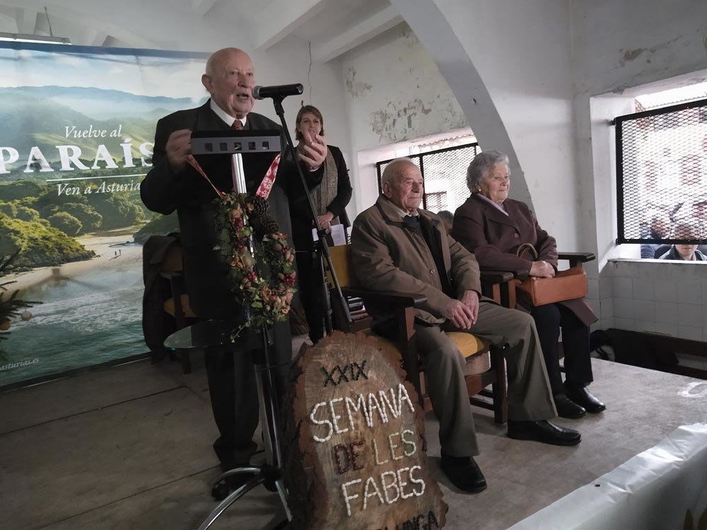 LOS COSECHEROS PUSIERON A LA VENTA 800 KILOS: LES MEJORES FABES, LES DE COLUNGA (ASTURIAS)