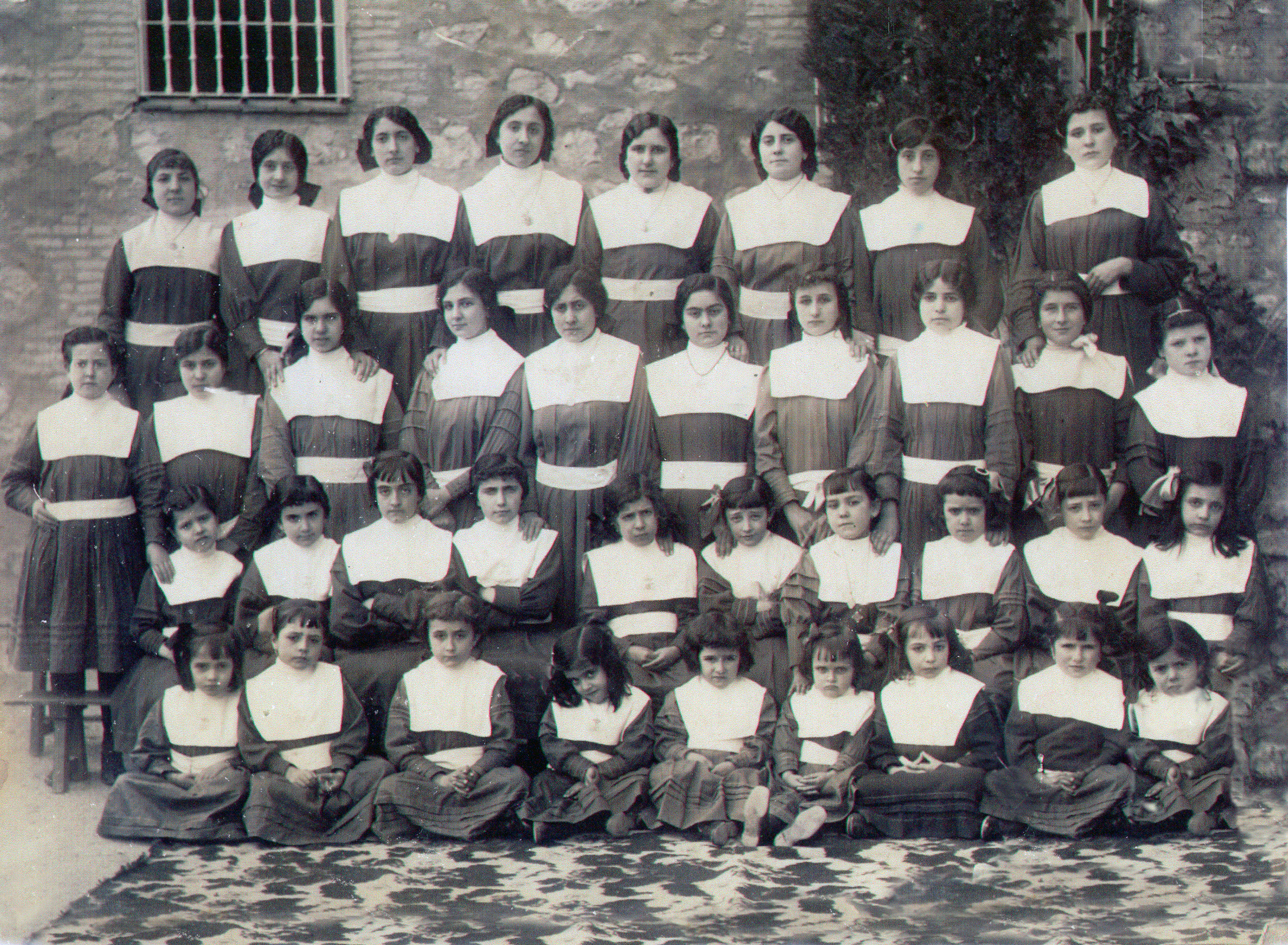 EL COLEGIO DE CRISTO REY 110 AÑOS ENTREGADO A VILLANUEVA DEL ARZOBISPO (JAÉN) II