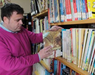 GRADO (ASTURIAS) SACA PECHO CON SU BIBLIOTECA, LA SEGUNDA DE LA REGIÓN QUE MÁS HORAS ABRE