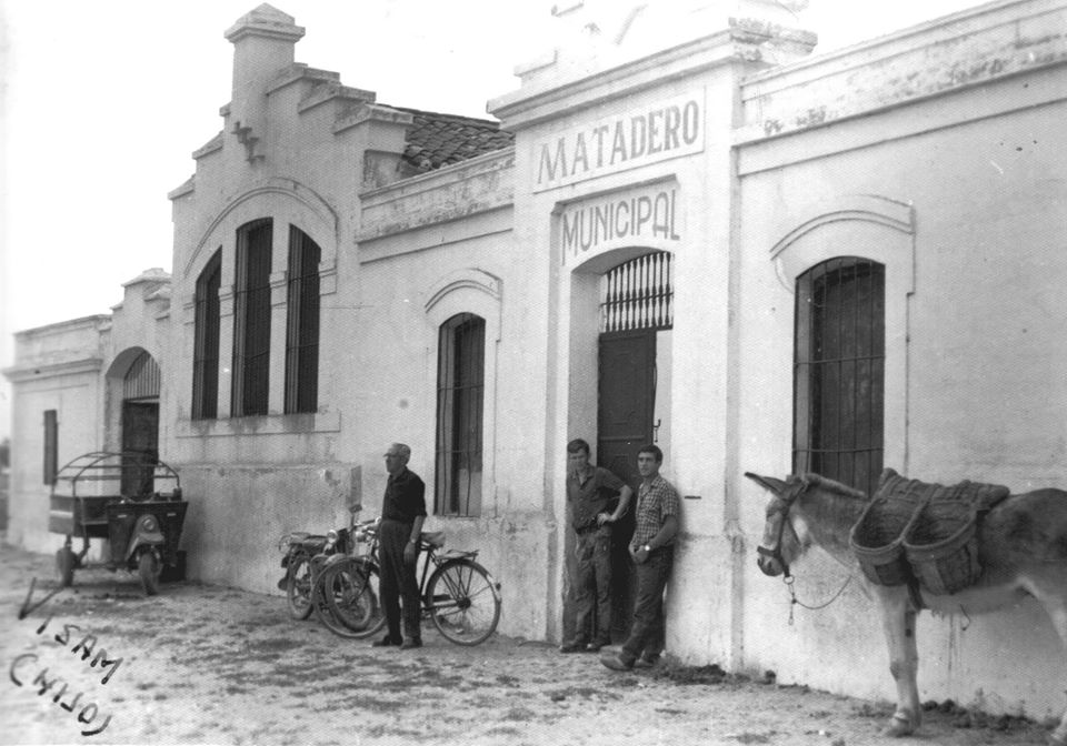 OBRAS DE LA PRIMERA SECCIÓN DEL MATADERO MUNICIPAL POR 3.987 PESETAS, ADJUDICADAS A ANTONIO CABEZAS MARTÍN (AÑO 1915)