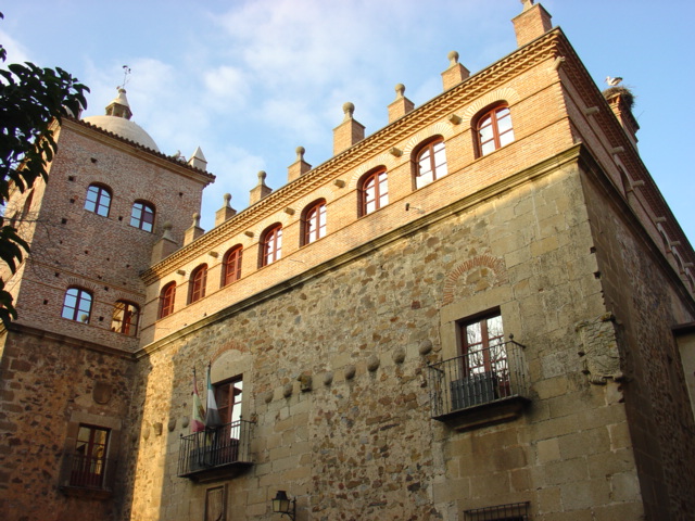 PALACIO DE LOS TOLEDO-MOCTEZUMA