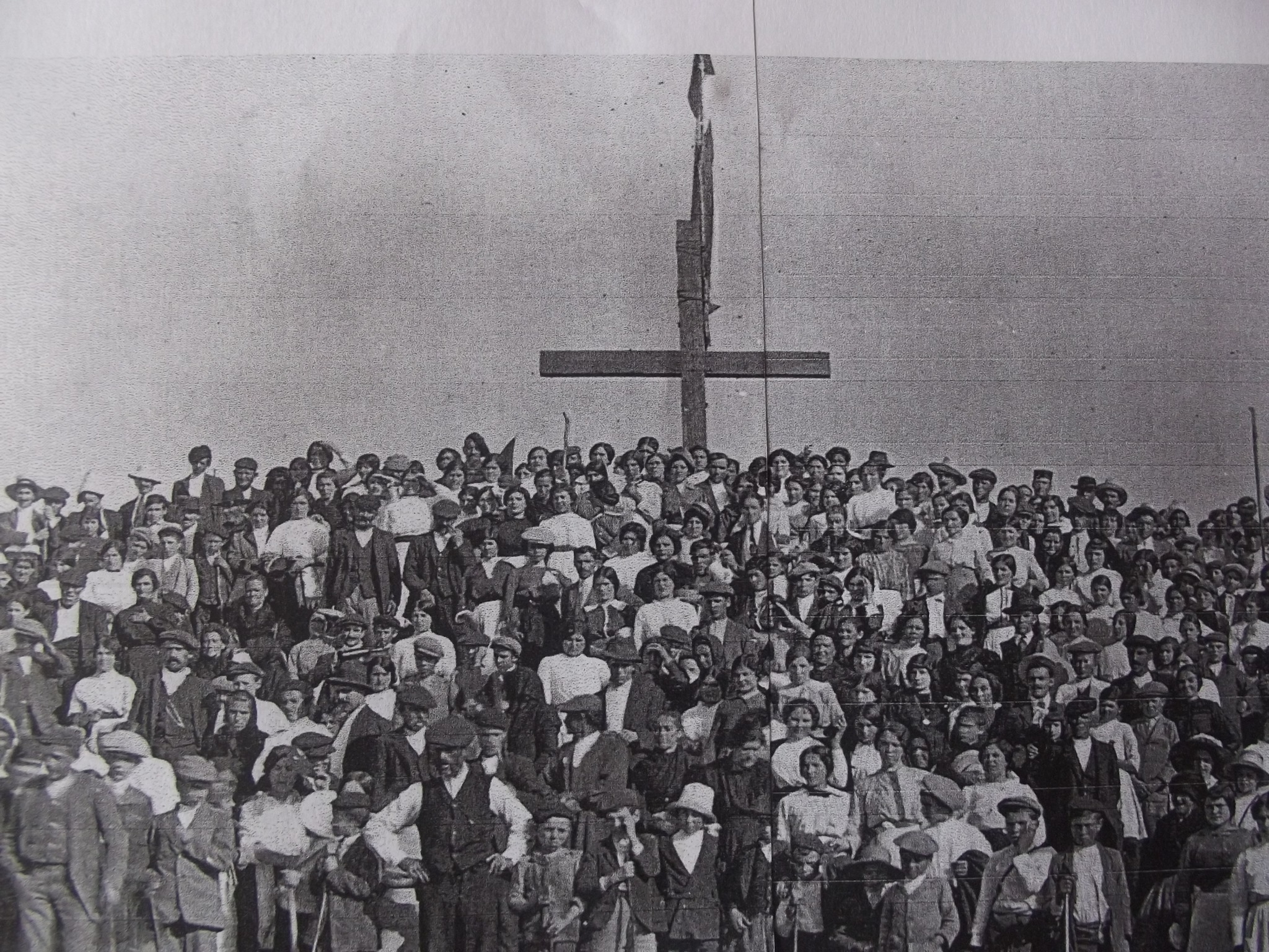 LAS TRES CRUCES DEL PICU PIENZU, UNA BREVE HISTORIA