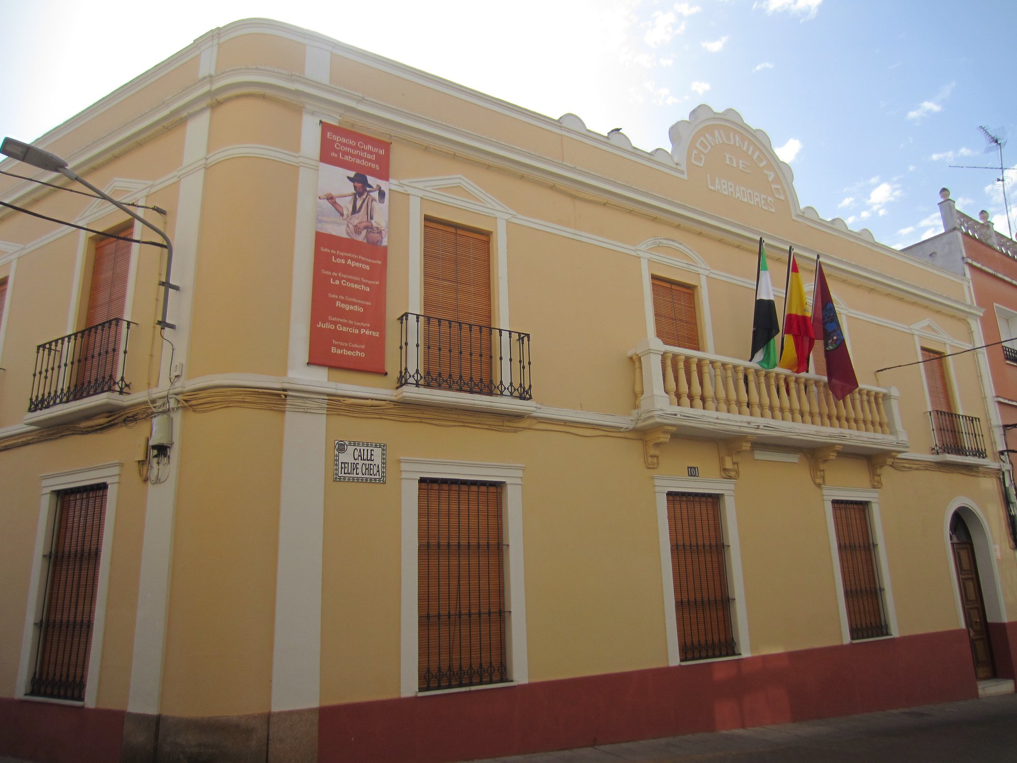 CASA-MUSEO DELA AGRICULTURA. ESPACIO CULTURAL COMUNIDAD DE LABRADORES DE MONTIJO