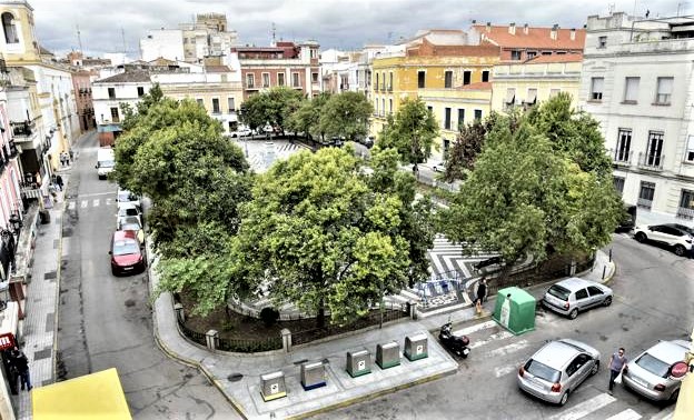 SAN ANDRÉS EXISTE . EL LEÓN Y LA COLUMNA