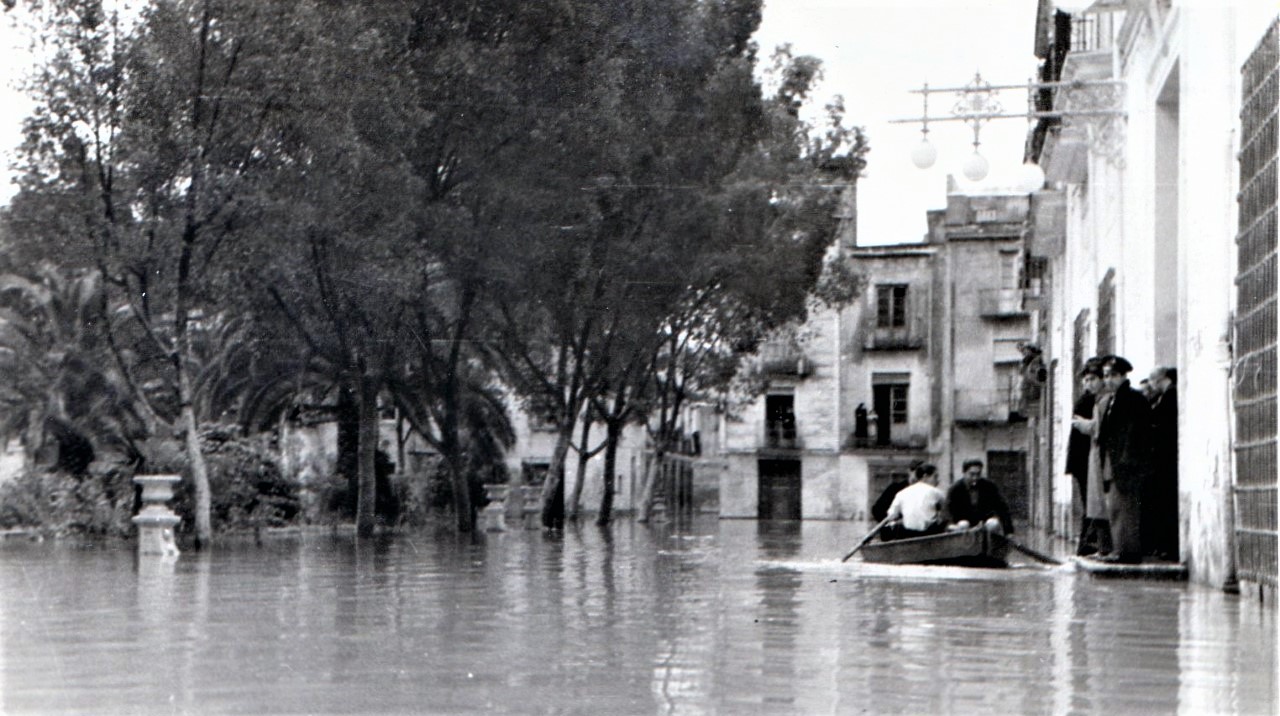 ABRIL DE 1946