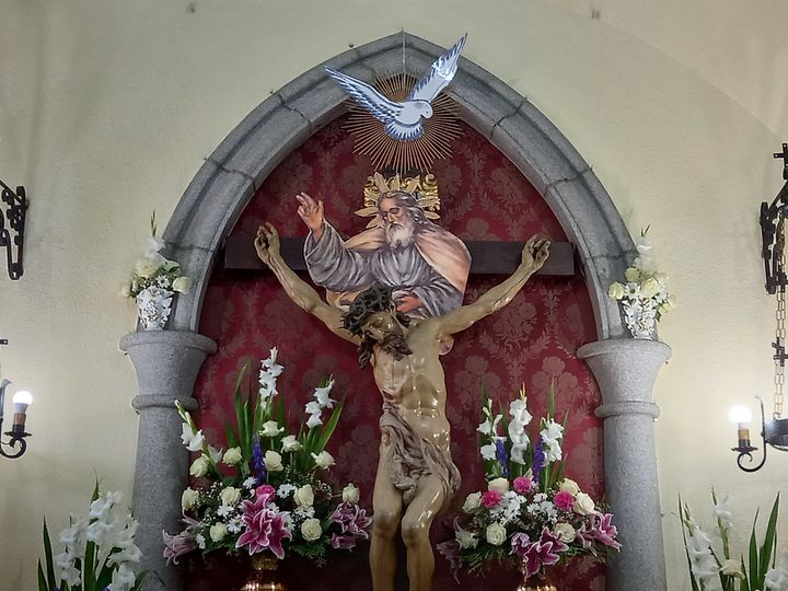 DOMINGO DE LA SANTÍSIMA TRINIDAD Y FESTIVIDAD DE SAN FERNANDO.