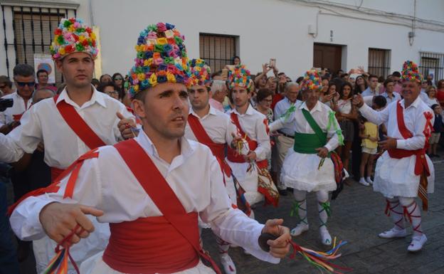 LA HERMANDAD DE LA VIRGEN DE LA SALUD LLEVARÁ A CABO UN PROYECTO PARA LA SALVAGUARDA DE LA DANZA DE LA VIRGEN DE LA SALUD