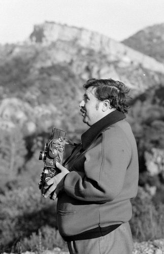 SANTIAGO BERNAL, EN CINCO FOTOGRAFÍAS