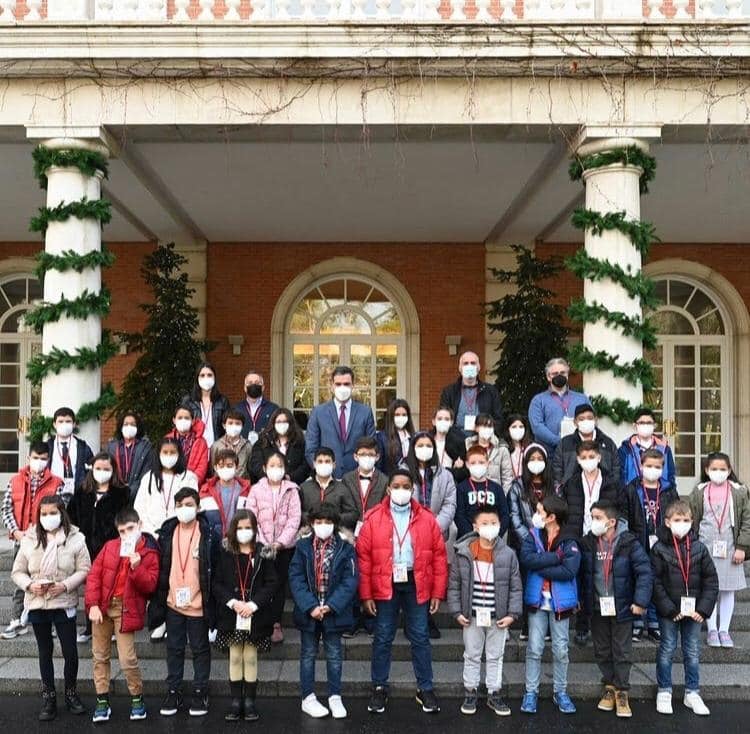 EL PRESIDENTE DEL GOBIERNO, PEDRO SÁNCHEZ RECIBE A LOS ALUMNOS DEL CEIP ANTONIO MACHADO DE LEGANÉS