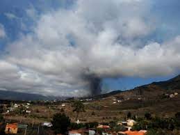 LA PALMA ENTRE VOLCANES