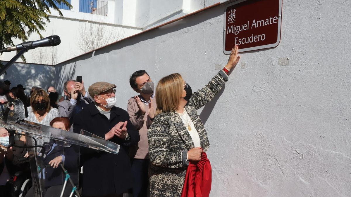 CÓRDOBA DEDICA UNA CALLE A MIGUEL AMATE AL RITMO DE SUS PASODOBLES