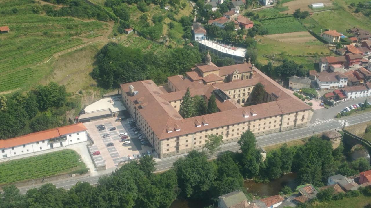 PARADOR NACIONAL DE CORIAS: