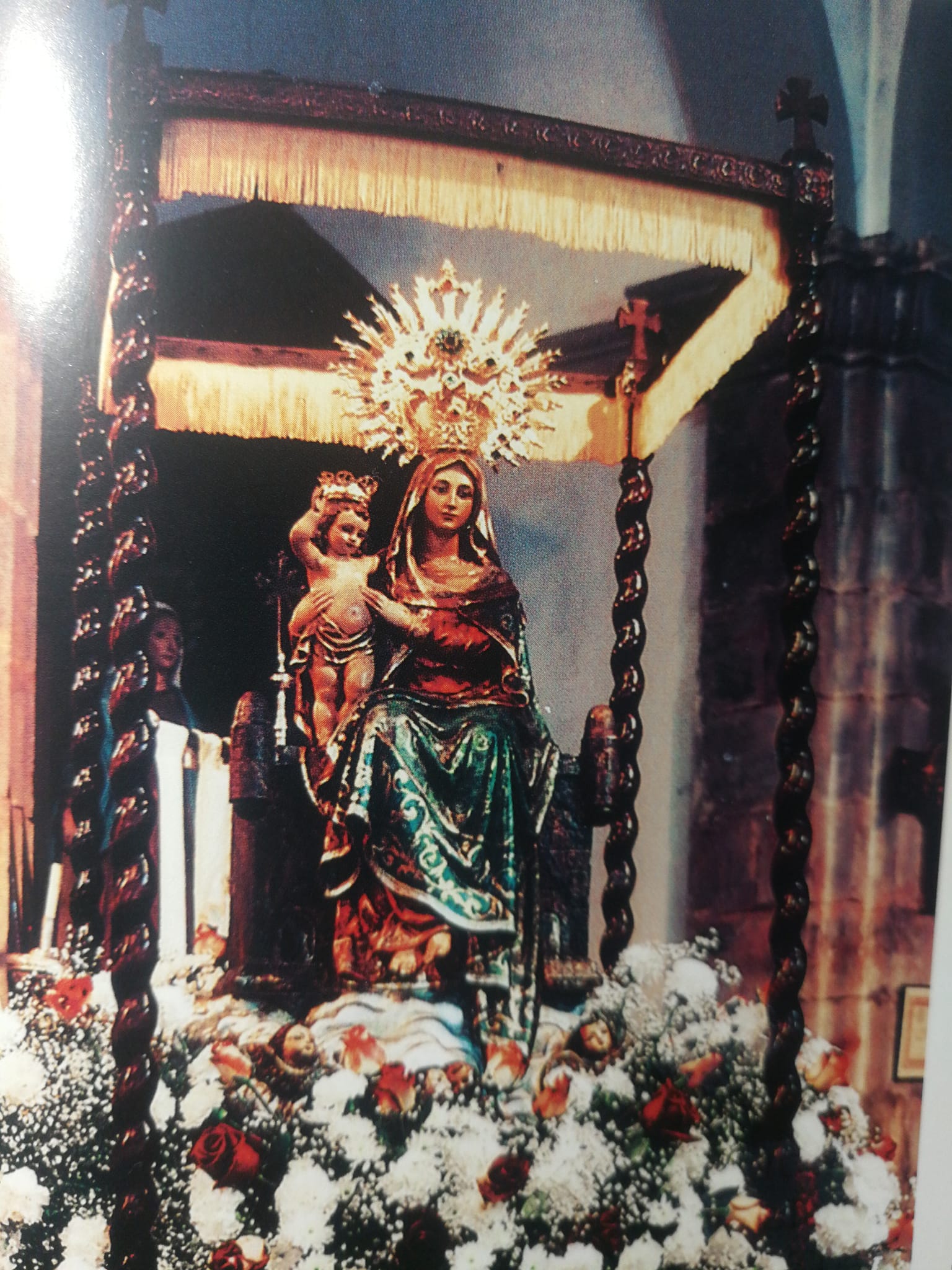 LES HISTORIES DE FIDALGO – LAS IMÁGENES PROCESIONALES DE LA COLUNGUESA VIRGEN DE LORETO.