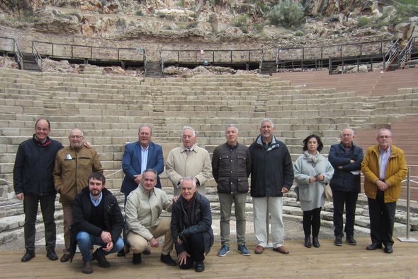 ENCUENTRO DE CRONISTAS OFICIALES DE EXTREMADURA EN MEDELLÍN.