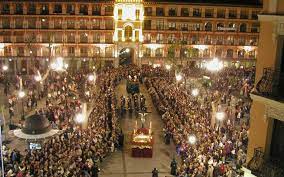 UNA NUEVA SEMANA SANTA PARA LA VIEJA CIUDAD