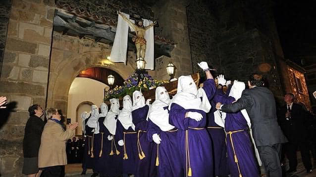 DESCUBRE LA SEMANA SANTA DE MADRIGALEJO EN UNA VISITA GUIADA