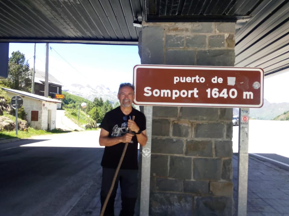 SALUDO FUENTEPIÑELANO-JACOBEO 3090. 1ª ETAPA: PUERTO DE SOMPORT – CANFRANC