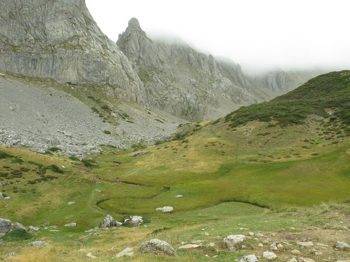 AYER, LLEGANDO A LA LAGUNA DE LAS VERDES, EN BABIA