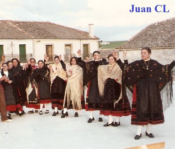 SALUDO FUENTEPIÑELANO 3253 – DÍA INTERNACIONAL DE LAS MUJERES RURALES