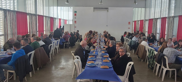 COMIDA HERMANDAD EN HINOJAL