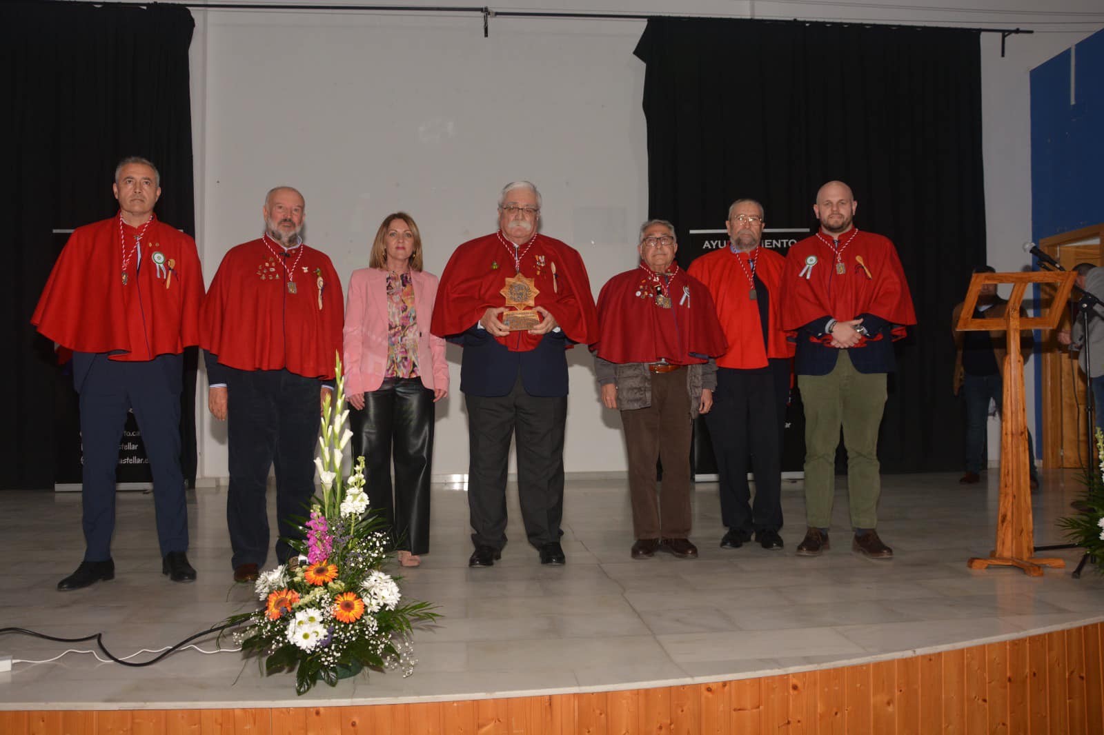 ENTREGA DE PREMIOS DE LA REVISTA ARGENTARIA A LA ORDEN DE LA CUCHARA DE PALO