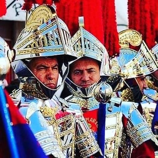 LOS «ARMAOS DE SEMANA SANTA EN GUARROMÁN