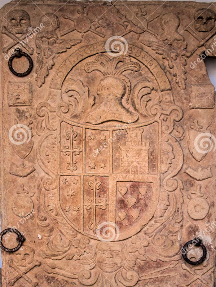 ESCUDOS DE CÁCERES (III)