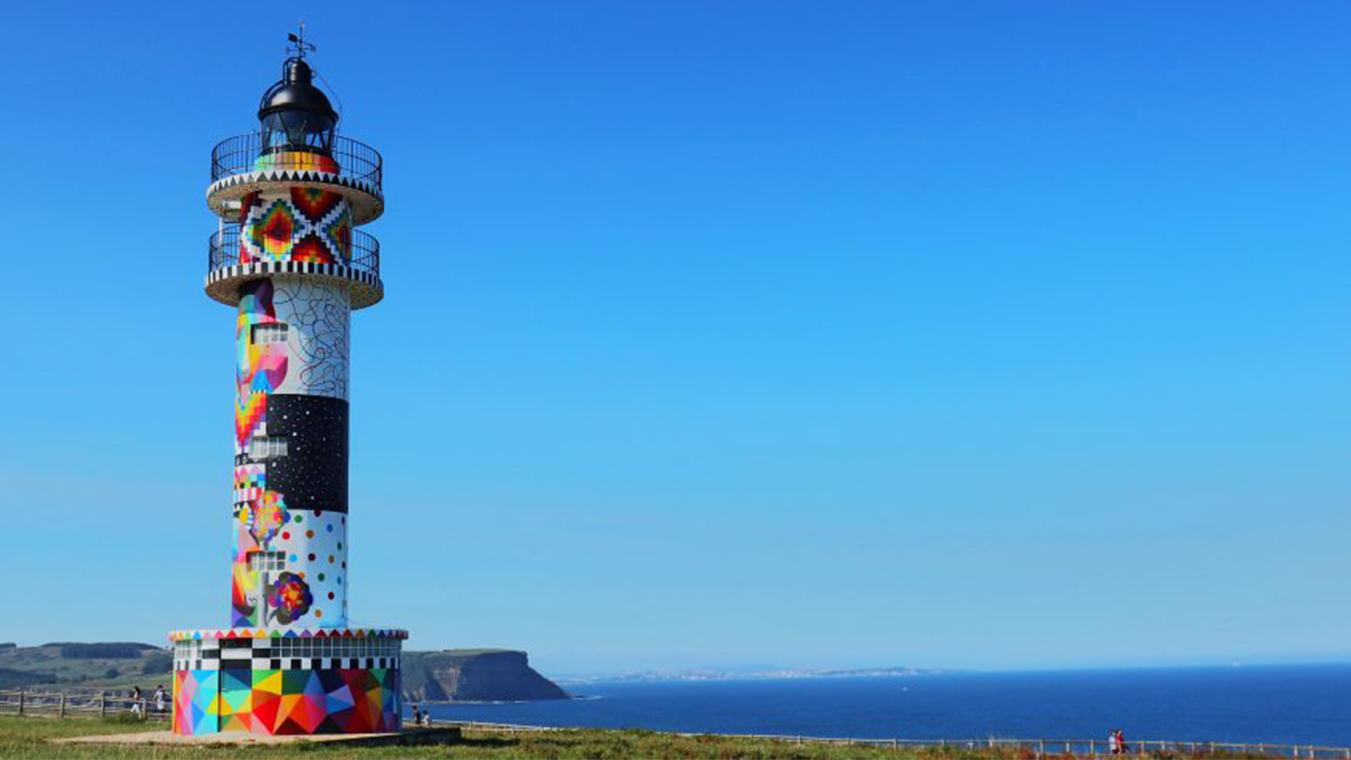 LAS PALABRAS Y MELODÍAS DE CANTABRIA, PROTAGONISTAS DE LOS CURSOS DE VERANO EN BAREYO